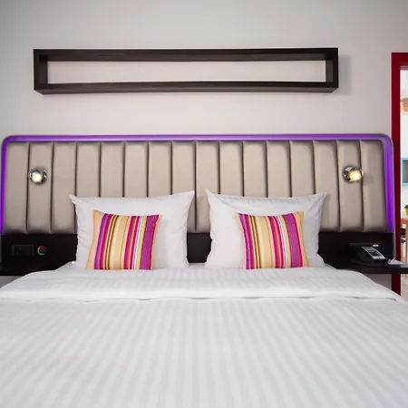 מלון דירות Park By Radisson Barona