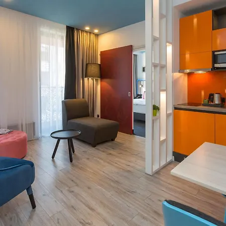 Ξενοδοχείο με διαμερίσματα Park By Radisson Barona Ρίγα